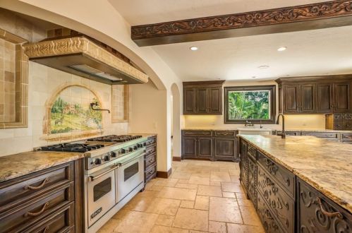 2718 Casey Ky Rd, Nokomis FL  34275-3306 exterior