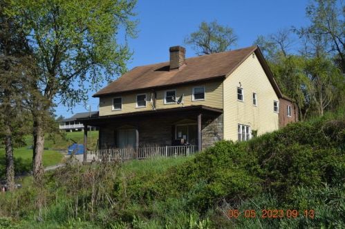 3902 Homestead Duquesne Rd, Pittsburgh, PA 15122-2919