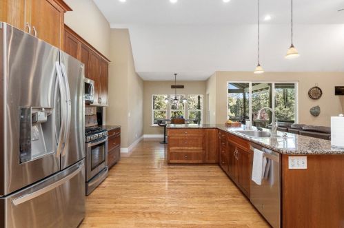 13549 Greenhorn Rd, Grass Valley CA  95945-9337 exterior