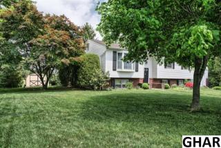 155 Brookside Ave, Swatara, PA 17033-1802