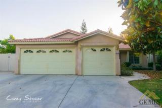 6130 Ragusa Ln, Bakersfield, CA 93308-5173