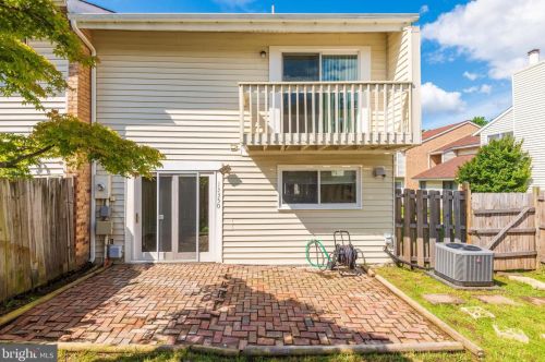 13350 Shea Pl, Herndon, VA 20170-4363