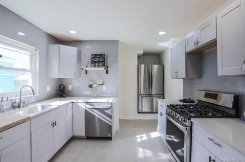 1239 Valentia St, Denver, CO 80220-3418