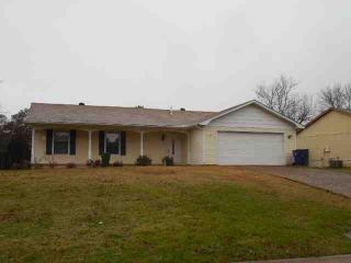 13 Hightrail Dr, North Little Rock, AR 72113-6220