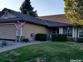 1232 Chablis Cir, Roseville, CA 95747-7249