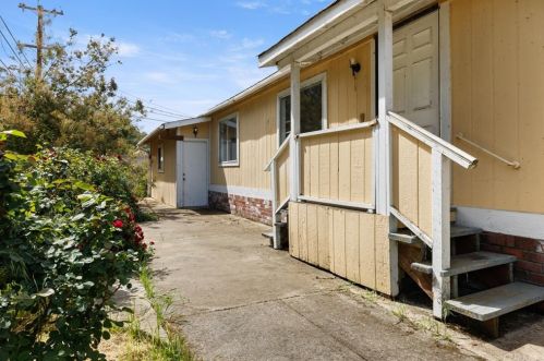 6499 13th Ave, Lucerne CA  95458-8631 exterior