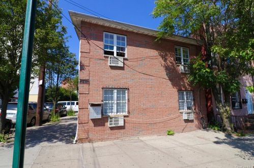 841 167th St, Bronx, NY 10459-2874
