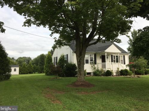227 Church Rd, Richlandtown, PA 18955-1008
