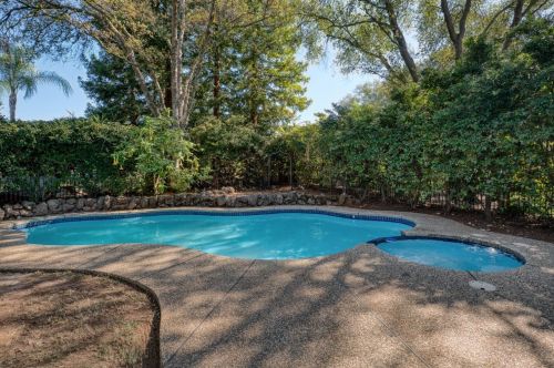15009 Rio Cir, Rancho Murieta, CA 95683-9306