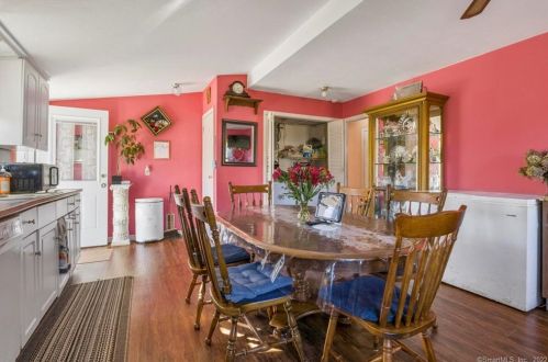 93 Old Hawleyville Rd, Bethel CT  06801-3040 exterior