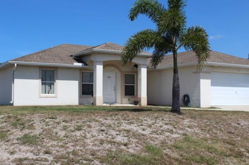 420 16th Pl, Cape Coral, FL 33909-2227