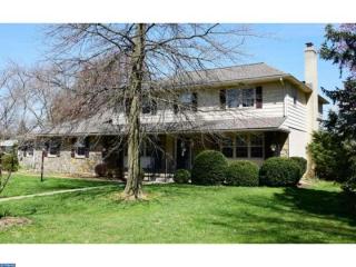 2401 Kingman Dr, Wilmington, DE 19810-3507