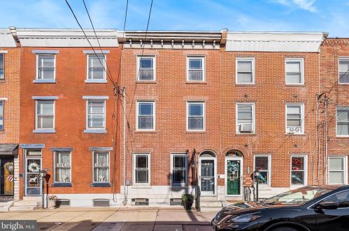 2526 Gaul St, Philadelphia, PA 19125-3131