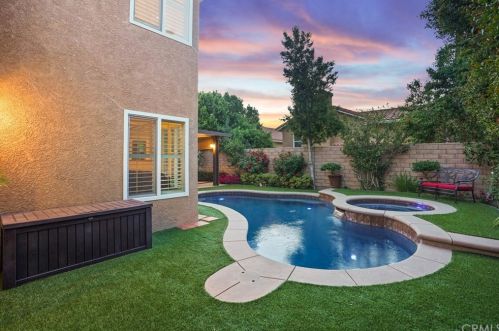 6192 Woodbridge St, Chino Hills CA  91709-3224 exterior