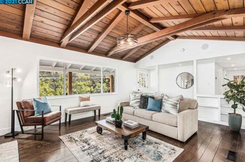 392 Moraga Way, Orinda CA  94563-3805 exterior