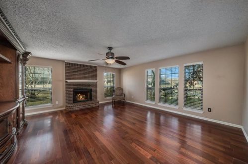 1561 Yaggi Dr, Lewisville, TX 75028-3646