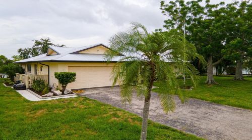 450 Coral Creek Dr, Placida FL  33946-2320 exterior