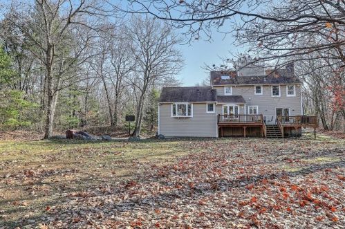 130 Pound Rd, Cumberland RI  02864-2704 exterior