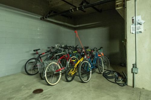 3310 Nicollet Ave, Minneapolis MN  55408-4495 exterior