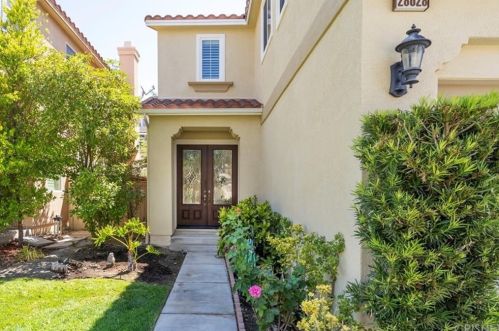 28628 Crystal Heights Ct, Santa Clarita, CA 91387-3186