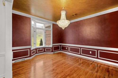 1018 Old Orchard Dr, Gibsonia PA  15044-6080 exterior