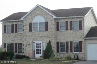 943 Cranberry Dr, Chambersburg, PA 17202-7563