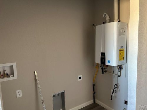 845 Aguilar Dr, Pueblo CO  81007-7595 exterior