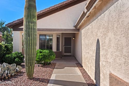 30556 Sun Ray Dr, San Tan Valley AZ  85140 exterior