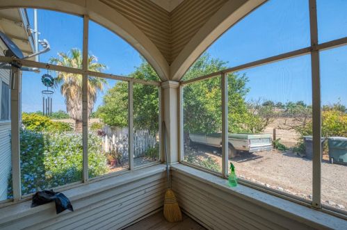 27642 Fig Ln, Newman CA  95360-1145 exterior