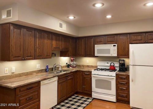 8221 Garfield St, Scottsdale, AZ 85257-3829