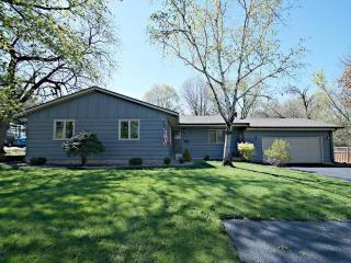 1601 86th St, Minneapolis, MN 55425-1935