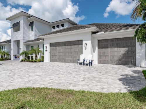 609 Hernando Dr, Marco Island, FL 34145-2413