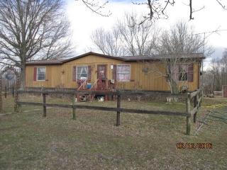 84 Pea Ridge Rd, Woodbury, TN 37190-5302