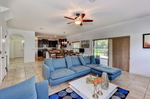 107 Verde Way, De Bary FL  32713-5422 exterior