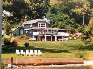 54 Dory Rd, Warwick, RI 02886-7556