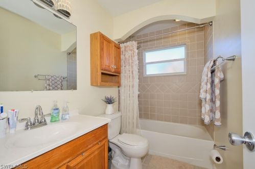 200 Highview Ave, Lehigh Acres FL  33936-7045 exterior