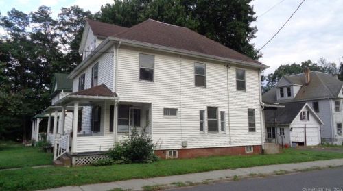 1 Edgerton Pl, Manchester, CT 06040-4022
