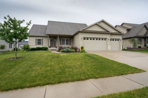 5776 Charlie Chase Ln, Panarama Park IA  52722-1198 exterior
