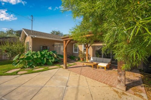 4620 Graywood Ave, Long Beach CA  90808-1022 exterior