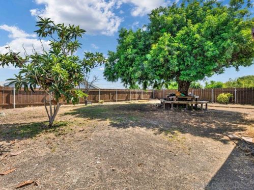 2771 Beatrice St, San Diego CA 92139-2442 exterior