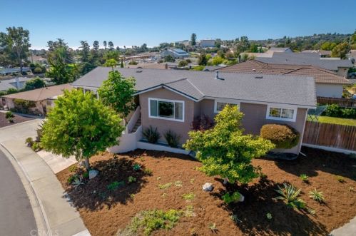 110 Oro Dr, Pismo Beach, CA 93420-2838
