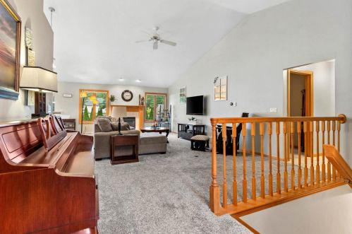 2722 Teresa Dr, Green Bay WI  54311-5586 exterior