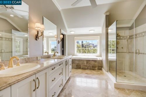 695 Blue Spruce Dr, Danville CA  94506-4525 exterior