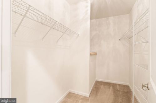 7542 Brunson Cir, Gainesville VA  20155 exterior