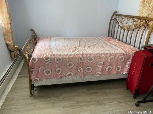 13-12 Mcbride St, Far Rockaway NY  11691-2416 exterior