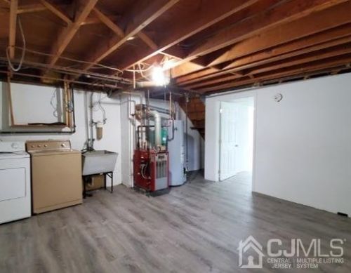 784 Ctr St, Green Brook NJ  08812-1510 exterior