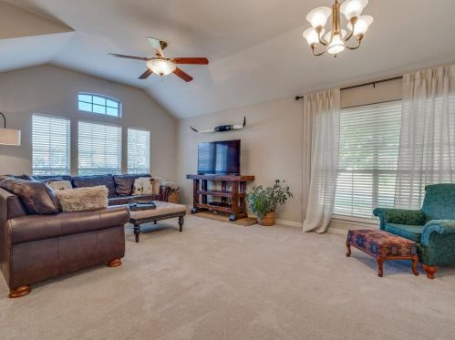 1100 Prospect Dr, Lewisville TX  75028-2548 exterior