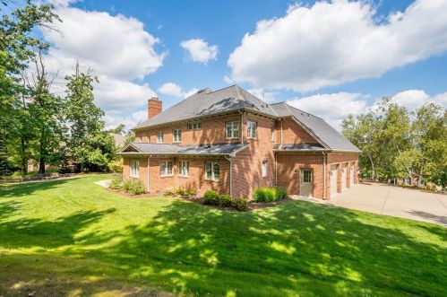 2197 Villa Ct, Gibsonia, PA 15044-7427