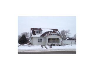 1001 Washington St, Pella IA  50219-1505 exterior