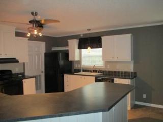 204 Lakeside Dr, Newport NC  28570-6858 exterior